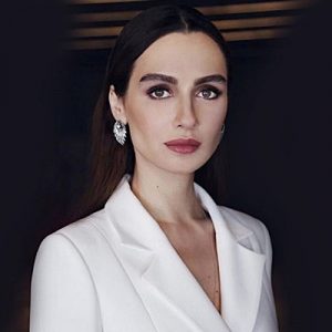 Birce Akalay eski eşi Sarp Levendoğlu’nun instagram sayfasına girip fotoğrafını