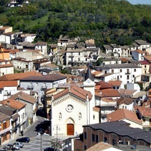 İtalya’nın San Sossio Baronia bölgesinden sorumlu Belediye Başkanı Francesco Garofalo,