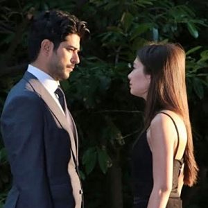 Ay Yapım imzalı Kara Sevda dün akşam nefes kesen bir