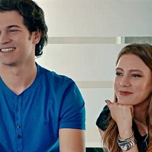 Bir döneme damgasını vuran Medcezir dizisinden hayranlarına müjdeli haber geldi.