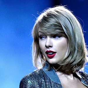 Müzik dünyasının popüler ismi Taylor Swift, önceki gün bir hayranının