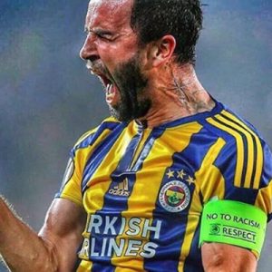 Beşiktaş, prensip anlaşmasına vardığı Gökhan Gönül’ü özel uçakla İstanbul’a getirdi.