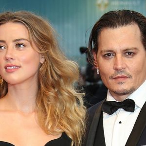 Johnny Depp’ten boşanma kararı alan Amber Heard, boşanma davasından aldığı