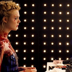 Dünya prömiyerini 69. Cannes Film Festivali’nde yaparak seyircileri ikiye bölen
