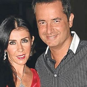 Acun Ilıcalı ile 13 yıllık eşi Zeynep Ilıcalı boşandı. Çift,