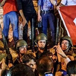 Başbakan Binali Yıldırım darbe girişiminde 208 şehidimizin ve 1491 yaralının
