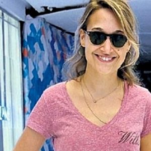 Oyuncu Gupse Özay, önceki gün Akmerkez’de objektiflere takıldı. Milliyet’te Tacim