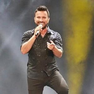 Megastar Tarkan bu gece geç saatlerde Maslakta bulunan bir hastaneye