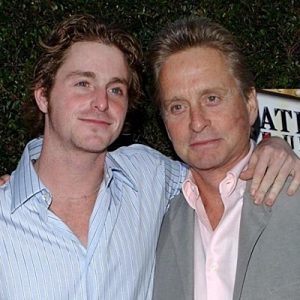 2010 yılında uyuşturucu satmak suçuyla tutuklanan Michael Douglas’ın oğlu Cameron,