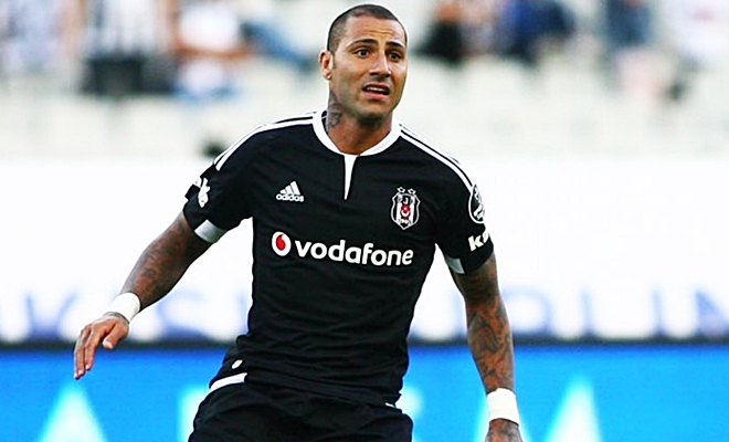 Beşiktaş’ın Portekizli yıldızı Ricardo Quaresma, önceki gün eşi Maria Hanım