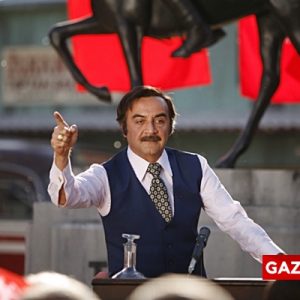 Kelebeğin Rüyası’ndan 3,5 yıl sonra kamera arkasına geçen Yılmaz Erdoğan,