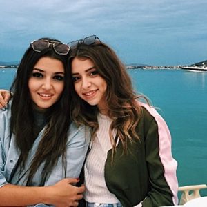 Şimdilerde attığı her adım olay olan Hande Erçel’in kardeşi Gamze