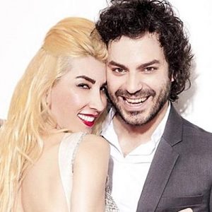 Evlenecekleri konuşulurken sürpriz bir kararla yollarını ayıran Hande Yener ve