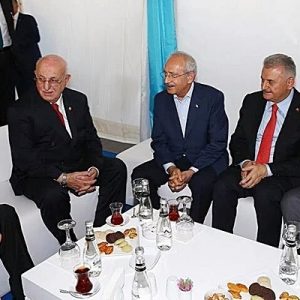 Uluslararası medya kuruluşları, İstanbul Yenikapı’da düzenlenen tarihi Demokrasi ve Şehitler