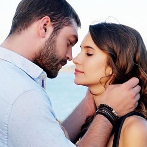 Kanal D’nin sevilen dizisi “Tatlı İntikam” dün akşam yayınlanan bölümü