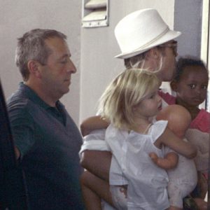 Angelina Jolie ile boşanma şamasında olan Brad Pitt, 3 haftalık
