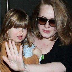 Önümüzdeki ay dünya turnesini tamamlayacak olan dünyaca ünlü şarkıcı Adele,