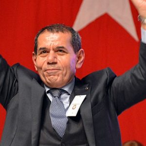 Galatasaray’da gerçekleşen Olağanüstü Genel Kurul sonrası sarı-kırmızılı yönetime, Riva ve