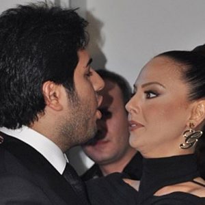 Ebru Gündeş, Reza Zarrab ile altı yıldır süren evliliğini bitirme