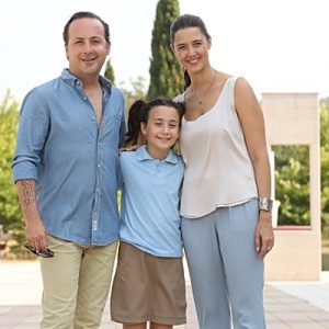 Sinema seyircisine kahkahayı, sevinci ve hüznü bir arada yaşatacak Sen