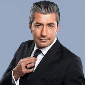 Paramparça adlı dizinin başrol oyuncusu Erkan Petekkaya, Nişantaşı’nda bir mekanda
