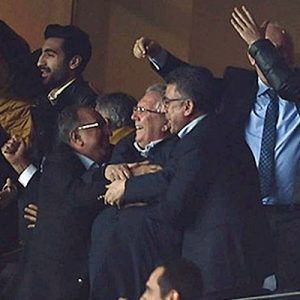 Fenerbahçe’yi Galatasaray karşısında 1-0 öne geçiren van Persie’nin muhteşem golünden
