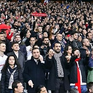 Beşiktaş – Benfica maçı başlama düdüğünden itibaren 1 dakika boyunca