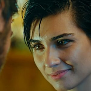 Ay Yapım imzalı, Kıvanç Tatlıtuğ ve Tuba Büyüküstün’ün rol aldığı