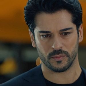 Ay Yapım imzalı, Burak Özçivit ve Neslihan Atagül’ün rol aldığı