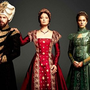 Muhteşem Yüzyıl Kösem setindeki gerginliğe başrol oyuncusu Nurgül Yeşilçay müdahale