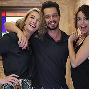 Yapımcılığını TAFF’ın üstlendiği, başrollerini Murat Boz, İrem Sak ve Yasemin