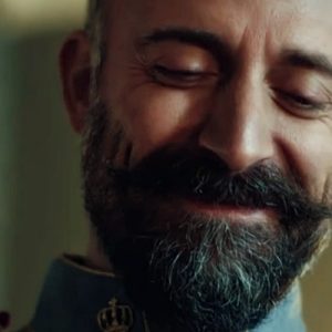 Kanal D’de yayınlanan ‘Vatanım Sensin’ dizisinin merakla beklenen bölümü yayınlandı.