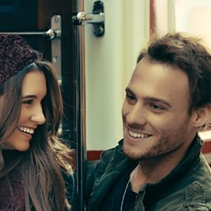 Ay Yapım’ın başrollerinde Kerem Bürsin, Leyla Lydia Tuğutlu ve Gürkan
