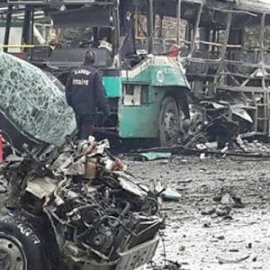 Kayseri Erciyes Üniversitesi önünde bombalı araçla terör saldırısı; 13 şehit,