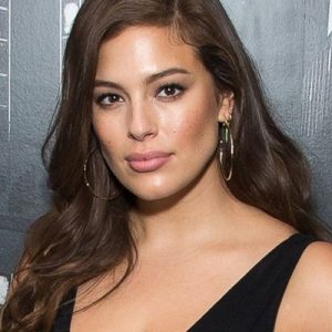 Dünyaca ünlü büyük beden modeli Ashley Graham’ın, Şeyseller’den paylaştığı fotoğraf