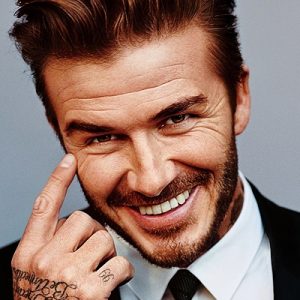 Eski futbolcu, yeni moda ikonu David Beckham, önceki gün Londra’da
