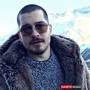 Çağatay Ulusoy başrolünü oynadığı Medcezir dizisinin çekildiği villanın önüne gidip