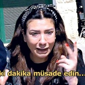 Işın Karaca, Demet Akbağ’ın sunduğu “Çok Aramızda” isimli şaka programının
