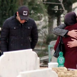 Kemal Doğulu ile oyuncu Kadir Doğulu’nun babası hayatını kaybetti. Kemal
