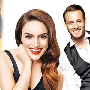 Ekranın aranan yüzü Serenay Sarıkaya, film ve dizilerden sonra şimdi