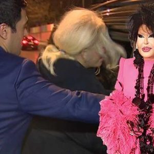 Etiler’de gazetecilerin ‘Diva sorularına’ maruz kalmak istemeyen Ajda Pekkan VIP