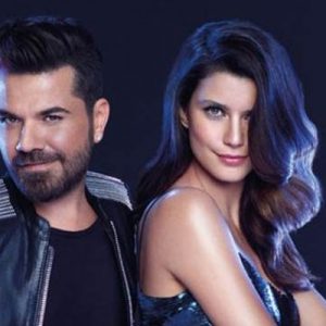 2014 yılında Kenan Doğulu ile evlenen oyuncu Beren Saat’in hamile