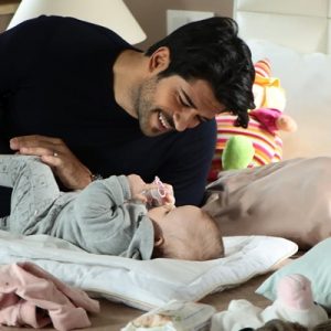Ay Yapım imzalı, Burak Özçivit ve Neslihan Atagül’ün rol aldığı