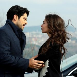 Ay yapım imzalı Burak Özçivit ve Neslihan Atagül’ün rol aldığı