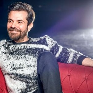 Kenan Doğulu’nun Beren Saat’i ikna etmesi kolay olsa da teklifi