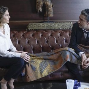başrollerini Erkan Petekkaya, Ebru Özkan Saban ve Mine Tugay’ın paylaştığı,