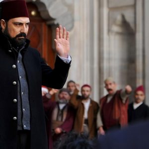TRT’nin Cuma akşamları izleyenlerini ekrana kilitleyen dizisi Payitaht Abdülhamid’in dün