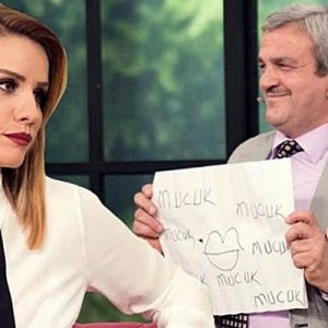 Esra Erol’un programından ayrılan gelin adayı Ayça, geçtiğimiz gün Instagram’dan