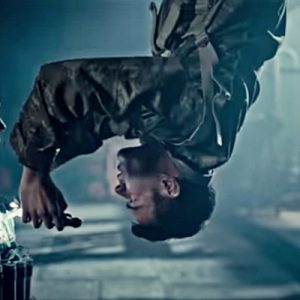 Tolga Sarıtaş’ın başrolünü paylaştığı Aybüke Pusat, Nihat Alptuğ Altınkaya, Meriç