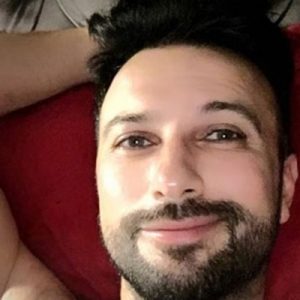 Tarkan’a 2 saat içinde 40 bin beğeni yağdı… Megastar Tarkan,